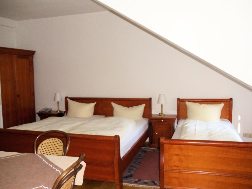 Hotel Zum Pfalzgrafen Heidelberg Room photo
